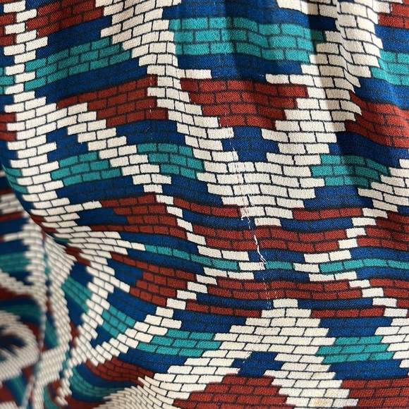 Parker>Silk Cold shoulder patterned mini dress GUC - Picture 7 of 10